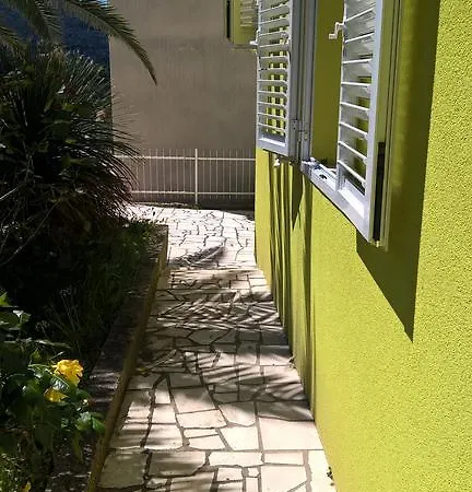 Apartment Mediterranea Zuljana