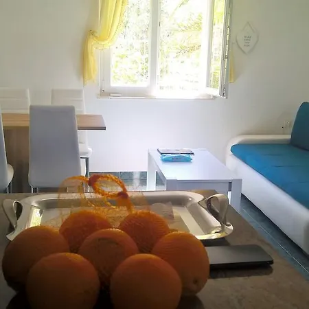 Apartment Mediterranea Zuljana